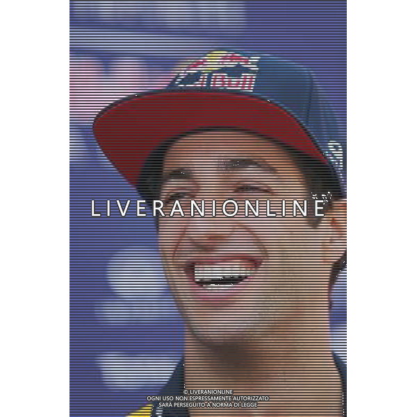 Daniel Ricciardo (AUS) Red Bull Racing. 07.05.2015. Formula 1 World Championship, Rd 5, Spanish Grand Prix, Barcelona, Spain, Preparation Day. /AGENZIA ALDO LIVERANI SAS - ITALY ONLY - EDITORIAL USE ONLY - Gp F1 Barcellona Spagna - Preparativi