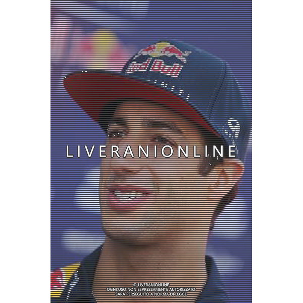 Daniel Ricciardo (AUS) Red Bull Racing. 07.05.2015. Formula 1 World Championship, Rd 5, Spanish Grand Prix, Barcelona, Spain, Preparation Day. /AGENZIA ALDO LIVERANI SAS - ITALY ONLY - EDITORIAL USE ONLY - Gp F1 Barcellona Spagna - Preparativi