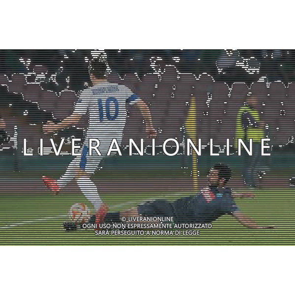 UEFA Europa League 2014/2015 Semifinale Andata Napoli - 07.05.2015 Napoli-Dnipro Nella Foto:ALBIOL, KONO PLYANKA /Ph.Mosca-Ag. Aldo Liverani