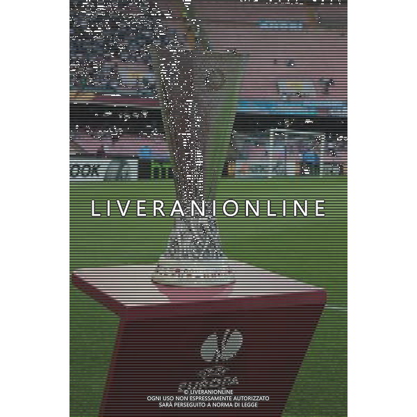 UEFA Europa League 2014/2015 Semifinale Andata Napoli - 07.05.2015 Napoli-Dnipro Nella Foto:LA COPPA UEFA ALLO STADIO SAN PAOLO /Ph.Mosca-Ag. Aldo Liverani
