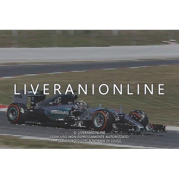Lewis Hamilton (GBR) Mercedes AMG F1 W06. 08.05.2015. Formula 1 World Championship, Rd 5, Spanish Grand Prix, Barcelona, Spain, Practice Day. - www.xpbimages.com, EMail: requests@xpbimages.com - copy of publication required for printed pictures. Every used picture is fee-liable. © Copyright: Moy / XPB Images /Agenzia Aldo Liverani s.a.s./ONLY ITALY-EDITORIAL USE ONLY