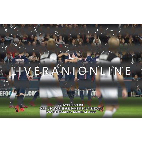 Joie Sherrer MAXWELL / Zlatan IBRAHIMOVIC - 08.05.2015 - PSG / Guingamp - 36eme journee de Ligue 1 Photo : Dave Winter / Icon Sport AG ALDO LIVERANI SAS ONLY ITALY