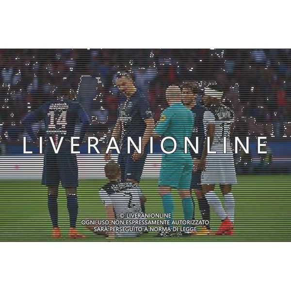 Zlatan IBRAHIMOVIC / Lars JACOBSEN - 08.05.2015 - PSG / Guingamp - 36eme journee de Ligue 1 Photo : Dave Winter / Icon Sport AG ALDO LIVERANI SAS ONLY ITALY