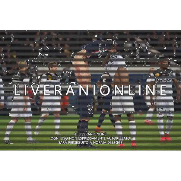Zlatan IBRAHIMOVIC / Jeremy SORBON - 08.05.2015 - PSG / Guingamp - 36eme journee de Ligue 1 Photo : Dave Winter / Icon Sport AG ALDO LIVERANI SAS ONLY ITALY