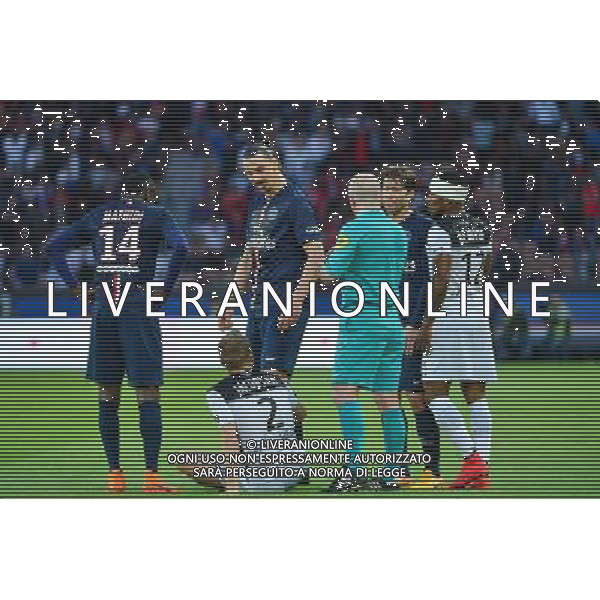 Zlatan IBRAHIMOVIC / Lars JACOBSEN - 08.05.2015 - PSG / Guingamp - 36eme journee de Ligue 1 Photo : Dave Winter / Icon Sport AG ALDO LIVERANI SAS ONLY ITALY