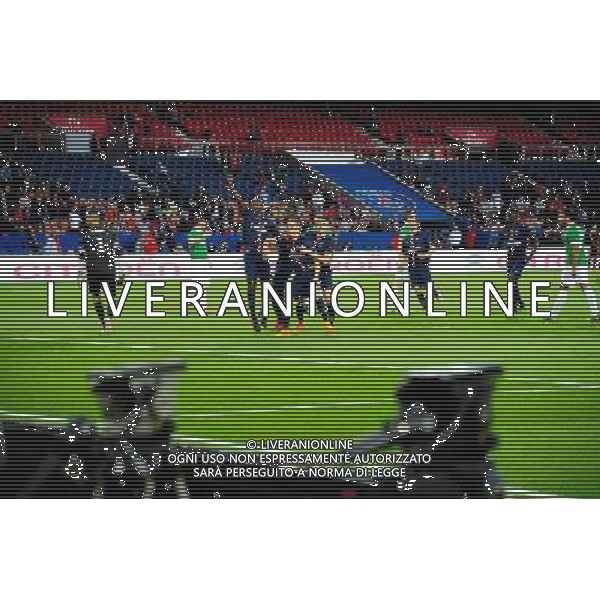 Tournage d un film a la mi temps - 08.05.2015 - PSG / Guingamp - 36eme journee de Ligue 1 Photo : Dave Winter / Icon Sport AG ALDO LIVERANI SAS ONLY ITALY