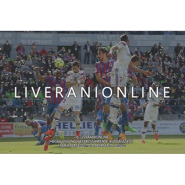 Maxime GONALONS / Sloan PRIVAT - 09.05.2015 - Caen / Lyon - 36eme journee de Ligue 1 Photo : Vincent Michel / Icon Sport AG ALDO LIVERANI SAS ONLY ITALY