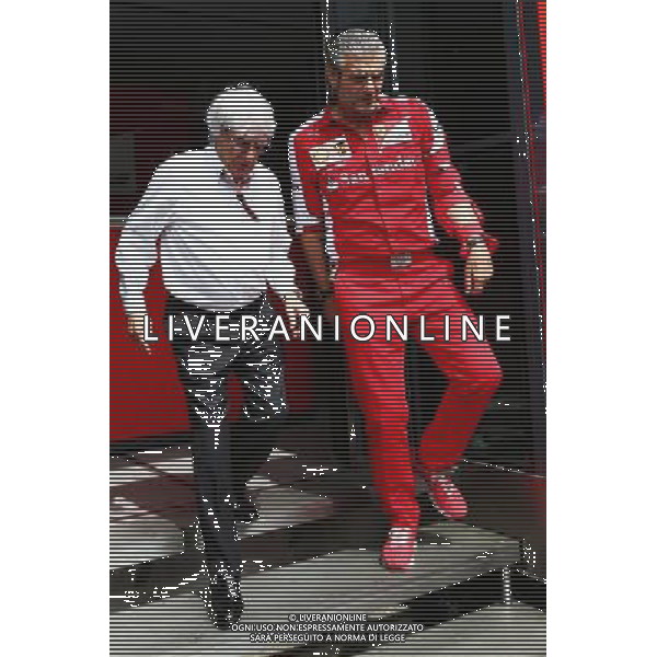 (L to R): Bernie Ecclestone (GBR) with Maurizio Arrivabene (ITA) Ferrari Team Principal. 10.05.2015. Formula 1 World Championship, Rd 5, Spanish Grand Prix, Barcelona, Spain, Race Day. AG ALDO LIVERANI SAS ONLY ITALY