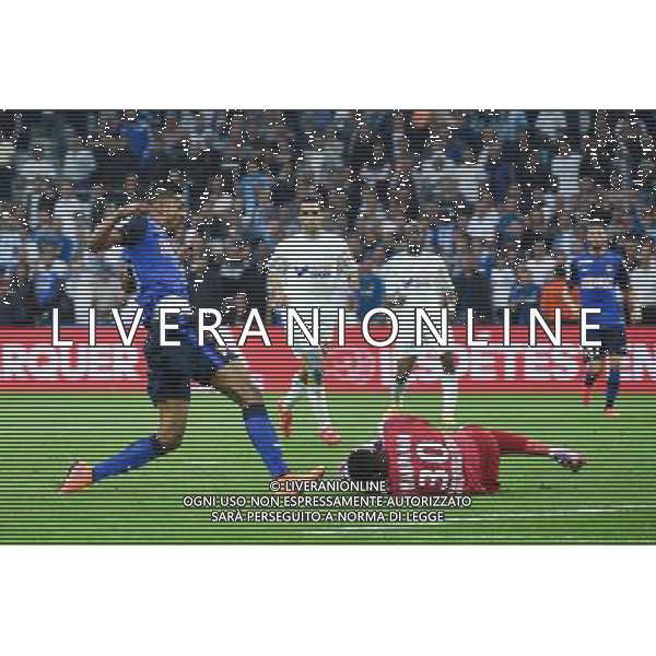 Wallace / Steve Mandanda - 10.05.2015 - Marseille / Monaco - 36eme journee de Ligue 1 Photo : Alexandre Dimou / Icon Sport AG ALDO LIVERANI SAS ONLY ITALY