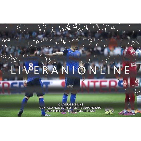 Dimitar Berbatov / Steve Mamanda - 10.05.2015 - Marseille / Monaco - 36eme journee de Ligue 1 Photo : Alexandre Dimou / Icon Sport AG ALDO LIVERANI SAS ONLY ITALY