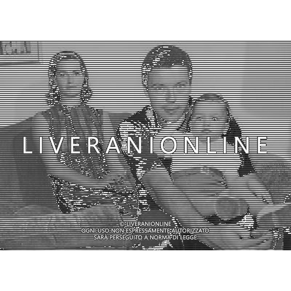 NICOLA PIETRANGELI TENNISTA CON LA MOGLIE SUSANNA ARTERO E IL FIGLIO - RETROSPETTIVA ©ARCHIVIO/AGENZIA ALDO LIVERANI SAS