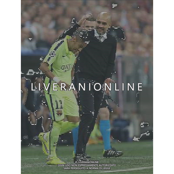 firo Fu§ball, Fussball, 12.05.2015 Uefa Champions League, CL Saison 2014/2015 CHL Halbfinale, RŸckspiel FCB FC Bayern MŸnchen Muenchen - FCB FC Barcelona 3:2 FCB Trainer Coach Pep Guardiola, Barca Neymar, Gestik, Geste, lacht Lachen, schelm, witz humor $worldrights Es gelten unsere AGB, einsehbar auf www.firosportphoto.de copyright by firo sportphoto: Coesfelder Str.207 48249 DŸlmen www.firosportphoto.de mail@firosportphoto.de (V o l k s b a n k B o c h u m - W i t t e n ) BLZ.: 430 601 29 Kt. Nr.: 341 117 100 Tel:Ê 02594 - 9916004 Fax:Ê02594 - 9916005 AG ALDO LIVERANI SAS ONLY ITALY