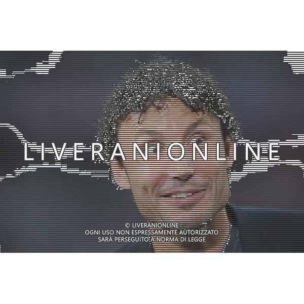 firo Fu§ball, Fussball, 12.05.2015 Uefa Champions League, CL Saison 2014/2015 CHL Halbfinale, RŸckspiel FCB FC Bayern MŸnchen Muenchen - FCB FC Barcelona 3:2 Mark van Bommel, Portrait Kopfbild, Witz Humor $worldrights Es gelten unsere AGB, einsehbar auf www.firosportphoto.de copyright by firo sportphoto: Coesfelder Str.207 48249 DŸlmen www.firosportphoto.de mail@firosportphoto.de (V o l k s b a n k B o c h u m - W i t t e n ) BLZ.: 430 601 29 Kt. Nr.: 341 117 100 Tel:Ê 02594 - 9916004 Fax:Ê02594 - 9916005 AG ALDO LIVERANI SAS ONLY ITALY