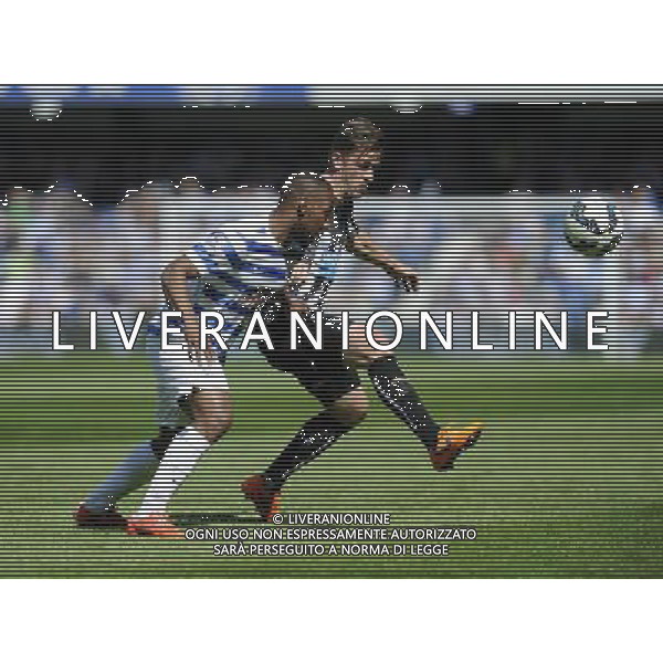 Newcastle United\'s Ryan Taylor holds off the challenge from Queens Park Rangers\' David Hoilett Photographer Ashley Western/CameraSport Football - Barclays Premiership - Queens Park Rangers v Newcastle United - Saturday 16th May 2015 - Loftus Road - London © CameraSport - 43 Linden Ave. Countesthorpe. Leicester. England. LE8 5PG - Tel: +44 (0) 116 277 4147 - admin@camerasport.com - www.camerasport.com AG ALDOL IVERANI SAS ONLY ITALY