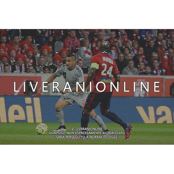 Dimitri PAYET - 16.05.2015 - Lille / Marseille - 37eme journee de Ligue 1 Photo : Gaston Petrelli / Icon Sport /AGENZIA ALDO LIVERANI Sas - ITALY ONLY - EDITORIAL USE ONLY