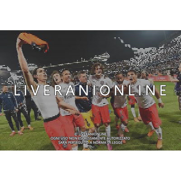 Joie PSG Champion - Edinson CAVANI / MARQUINHOS / Nicolas DOUCHEZ / Adrien RABIOT / Lucas MOURA / Thiago SILVA - 16.05.2015 - Montpellier / Paris Saint Germain - 37eme journee de Ligue 1 Photo : Alexandre Dimou / Icon Sport AG ALDO LIVERANI SAS ONLY ITALY