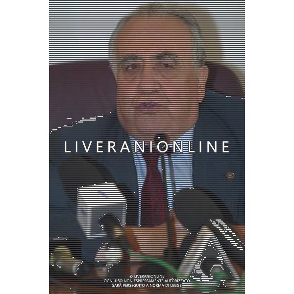 ROMA 9/07/03 PRESENTAZIONE ALLA ROMA DI CRISTIAN CHIVU NELLA FOTO: IL PRESIDENTE DELLA ROMA FRANCO SENSI FOTO FABRIZIO TERRUSO/ AGENZIA ALDO LIVERANI