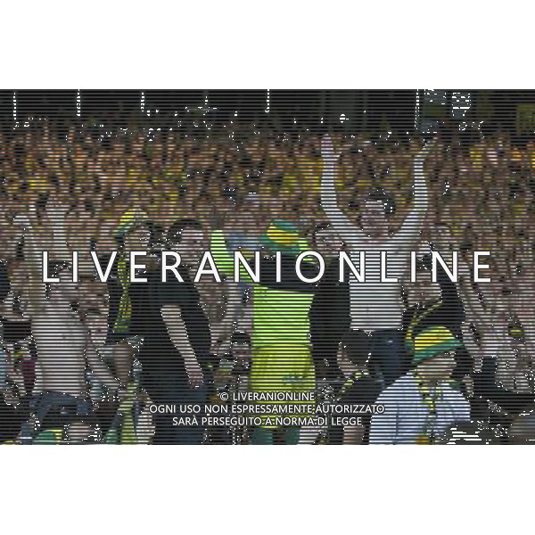Serge GAKPE / Supporters Nantes - 16.05.2015 - Nantes / Lorient - 37eme journee de Ligue 1 Photo : Vincent Michel / Icon Sport AG ALDO LIVERANI SAS ONLY ITALY
