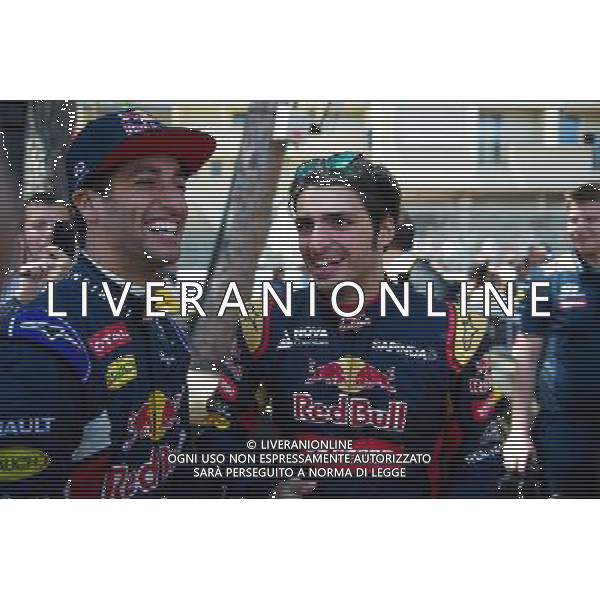 (L to R): Daniel Ricciardo (AUS) Red Bull Racing with Carlos Sainz Jr (ESP) Scuderia Toro Rosso. 22.05.2015. Formula 1 World Championship, Rd 6, Monaco Grand Prix, Monte Carlo, Monaco, Friday. AG ALDO LIVERANI SAS ONLY ITALY