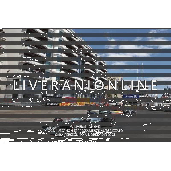 Lewis Hamilton (GBR) Mercedes AMG F1 leads the start of the race. 24.05.2015. Formula 1 World Championship, Rd 6, Monaco Grand Prix, Monte Carlo, Monaco, Race Day. AG ALDO LIVERANI SAS ONLY ITALY
