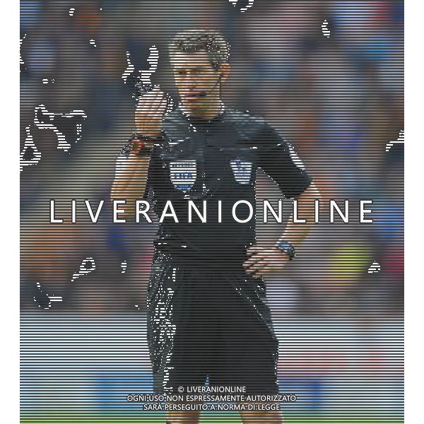 Referee Lee Probert Photographer Chris Vaughan/CameraSport Football - Barclays Premiership - Hull City v Manchester United - Sunday 24th May 2015 - Kingston Communications Stadium - Hull © CameraSport - 43 Linden Ave. Countesthorpe. Leicester. England. LE8 5PG - Tel: +44 (0) 116 277 4147 - admin@camerasport.com - www.camerasport.com AG ALDO LIVERANI SAS ONLY ITALY