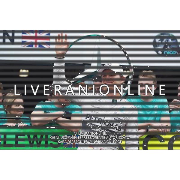 Race winner Nico Rosberg (GER) Mercedes AMG F1 celebrates with the team. 24.05.2015. Formula 1 World Championship, Rd 6, Monaco Grand Prix, Monte Carlo, Monaco, Race Day. AG ALDO LIVERANI SAS ONLY ITALY