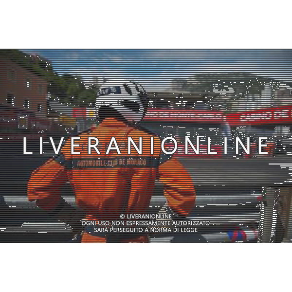 A marshal. 24.05.2015. Formula 1 World Championship, Rd 6, Monaco Grand Prix, Monte Carlo, Monaco, Race Day. AG ALDO LIVERANI SAS ONLY ITALY