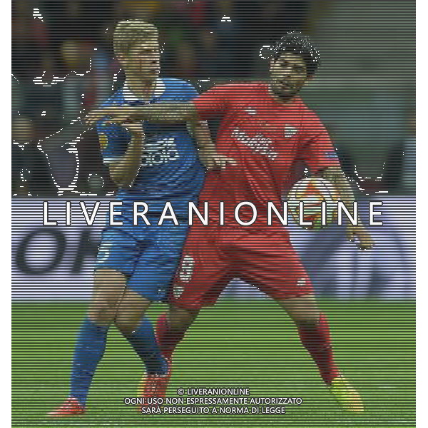 UEFA Europa League 2014/2015 Finale Varsavia (Polonia) - 27.05.2015 Dnipro-Siviglia Nella Foto:Banega Ever-Fedorchuk Valeriy /Ph.Vitez-Ag. Aldo Liverani