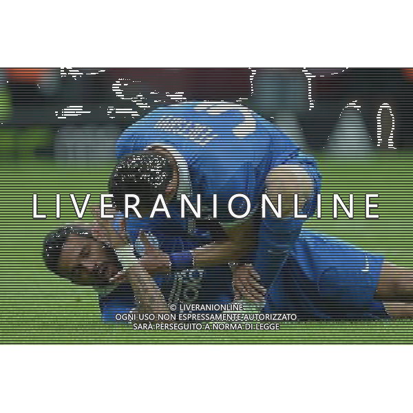 UEFA Europa League 2014/2015 Finale Varsavia (Polonia) - 27.05.2015 Dnipro-Siviglia Nella Foto:Il malore in campo di Matheus /Ph.Vitez-Ag. Aldo Liverani