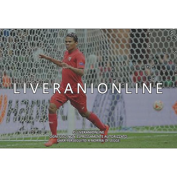 2015.05.27 WARSZAWA POLAND WARSAW THE NATIONAL STADIUM UEFA EUROPA LEAGUE FINAL WARSZAWA STADION NARODOWY PILKA NOZNA UEFA LIGA EUROPY FINAL FC DNIPRO DNIPROPETROVSK - SEVILLA FC N/Z CARLOS BACCA GOL RADOSC, BRAMKA NA 2-3 FOTO RAFAL RUSEK / PRESSFOCUS / NEWSPIX.PL --- Newspix.pl /AGENZIA ALDO LIVERANI Sas - ITALY ONLY - EDITORIAL USE ONLY - Dnipro - Siviglia UEFA Europa League 2014/2015 Finale Varsavia (Polonia) - 27.05.2015 *** Local Caption *** www.newspix.pl mail us: info@newspix.pl call us: 0048 022 23 22 222 --- Polish Picture Agency by Ringier Axel Springer Poland