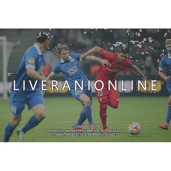 WARSZAWA 27.05.2015 FINALOWY MECZ LIGA EUROPY SEZON 2014/15: FK DNIPRO DNIEPROPIETROWSK - SEVILLA FC --- UEFA EUROPA LEAGUE FINAL MATCH IN WARSAW: FC DNIPRO DNIPROPETROVSK - SEVILLA FC RUSLAN ROTAN JOSE ANTONIO REYES FOT. PIOTR KUCZA/NEWSPIX.PL --- Newspix.pl /AGENZIA ALDO LIVERANI Sas - ITALY ONLY - EDITORIAL USE ONLY - Dnipro - Siviglia UEFA Europa League 2014/2015 Finale Varsavia (Polonia) - 27.05.2015 *** Local Caption *** www.newspix.pl mail us: info@newspix.pl call us: 0048 022 23 22 222 --- Polish Picture Agency by Ringier Axel Springer Poland