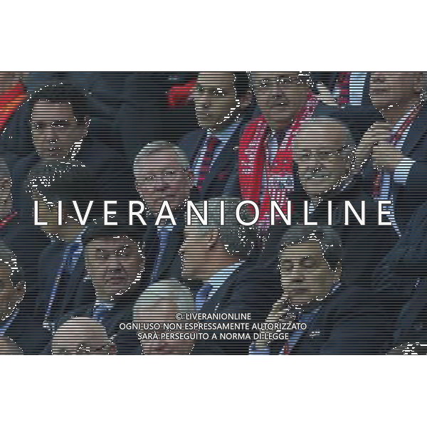 WARSZAWA 27.05.2015 FINALOWY MECZ LIGA EUROPY SEZON 2014/15: FK DNIPRO DNIEPROPIETROWSK - SEVILLA FC --- UEFA EUROPA LEAGUE FINAL MATCH IN WARSAW: FC DNIPRO DNIPROPETROVSK - SEVILLA FC SIR ALEX FERGUSON VICENTE DEL BOSQUE FOT. PIOTR KUCZA/NEWSPIX.PL --- Newspix.pl /AGENZIA ALDO LIVERANI Sas - ITALY ONLY - EDITORIAL USE ONLY - Dnipro - Siviglia UEFA Europa League 2014/2015 Finale Varsavia (Polonia) - 27.05.2015 *** Local Caption *** www.newspix.pl mail us: info@newspix.pl call us: 0048 022 23 22 222 --- Polish Picture Agency by Ringier Axel Springer Poland