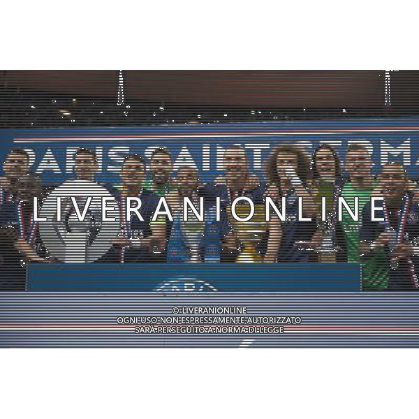 Joie PSG - Thiago Silva / Lucas MOURA / Salvatore SIRIGU / Blaise MATUIDI / Javier PASTORE / David LUIZ / Edinson CAVANI / Nicolas DOUCHEZ - 30.05.2015 - Auxerre / Paris Saint Germain - Finale Coupe de France Photo : Andre Ferreira / Icon Sport AG ALDO LIVERANI SAS ONLY ITALY