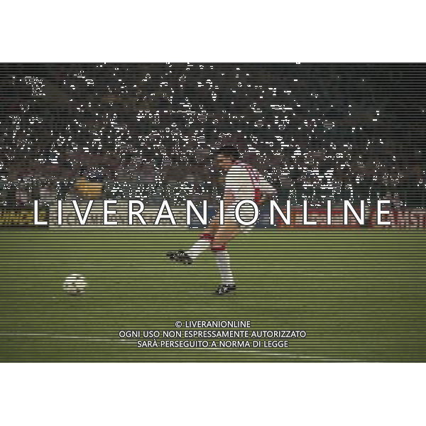 ROMA 22 MAGGIO 1996 FINALE DI CHAMPIONS LEAGUE JUVENTUS -AJAX NELLA FOTO RIGORE YARI LITMANEN AG ALDO LIVERANI SAS