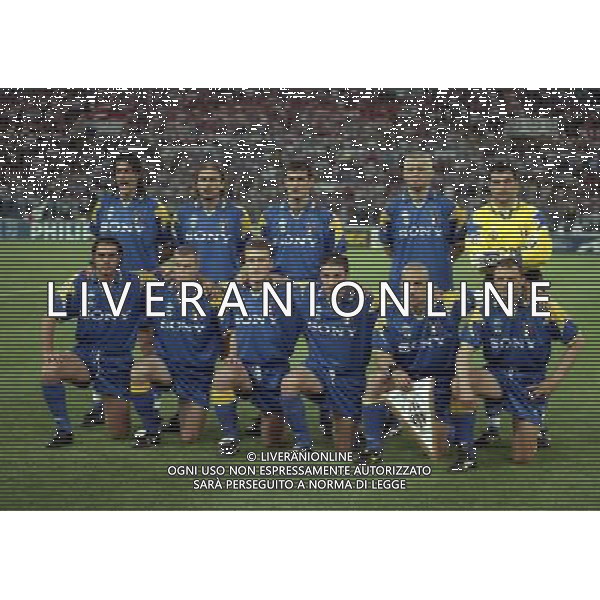 ROMA 22 MAGGIO 1996 FINALE DI CHAMPIONS LEAGUE JUVENTUS -AJAX NELLA FOTO FORMAZIONE JUENTUS-MORENO TORRICELLI-ANTONIO CONTE-CIRO FERRARA-FABRIZIO RAVANELLI-ANGELO PERUZZI. PAULO SOUSA-GIANLUCA PESSOTTO-DIDIER DESCHAMPS-ALESSANDRO DEL PIERO- GIANLUCA VIALLI-PIETRO VIERCHOWOD AG ALDO LIVERANI SAS