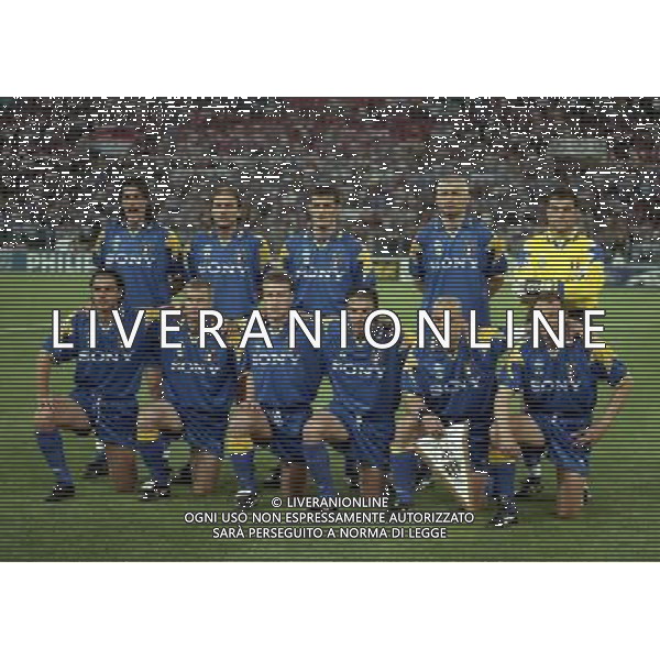 ROMA 22 MAGGIO 1996 FINALE DI CHAMPIONS LEAGUE JUVENTUS -AJAX NELLA FOTO FORMAZIONE JUENTUS-MORENO TORRICELLI-ANTONIO CONTE-CIRO FERRARA-FABRIZIO RAVANELLI-ANGELO PERUZZI. PAULO SOUSA-GIANLUCA PESSOTTO-DIDIER DESCHAMPS-ALESSANDRO DEL PIERO- GIANLUCA VIALLI-PIETRO VIERCHOWOD AG ALDO LIVERANI SAS