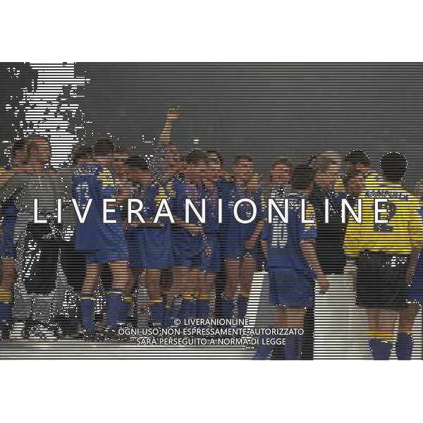ROMA 22 MAGGIO 1996 FINALE DI CHAMPIONS LEAGUE JUVENTUS -AJAX NELLA FOTO ABBRACCI JUVENTUS AG ALDO LIVERANI SAS