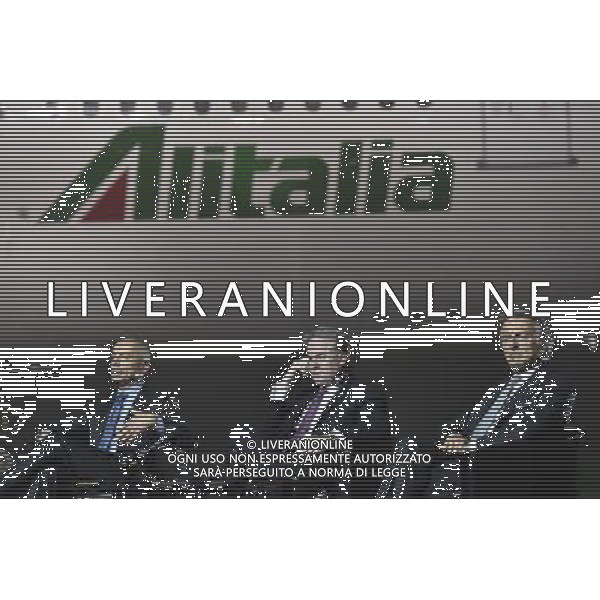 Presentazione del nuovo Brand, della nuova immagine e dei nuovi servizi Alitalia all\'Aeroporto Internazionale \'Leonardo Da Vinci\' Hangar 7, Fiumicino Roma 04 giugno 2015 nella foto Silvano Cassano amministratore delegato, James Hogan Vice Presidente e Luca Cordero di Montezemolo Presidente ©Corradetti/AGENZIA ALDO LIVERANI Sas