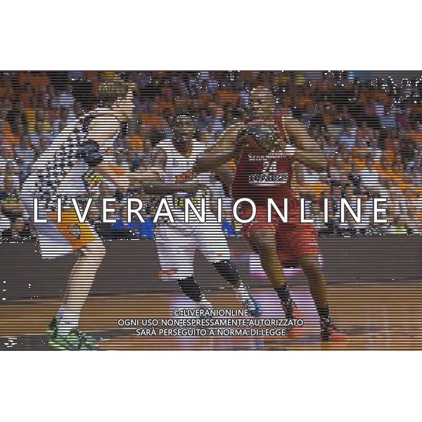 Ali Traore / CJ Wallace - 04.06.2015 - Le Mans / Strasbourg - 1/2Finale Pro A Photo : Andre Ferreira / Icon Sport /AGENZIA ALDO LIVERANI Sas - ITALY ONLY - EDITORIAL USE ONLY - BASKET