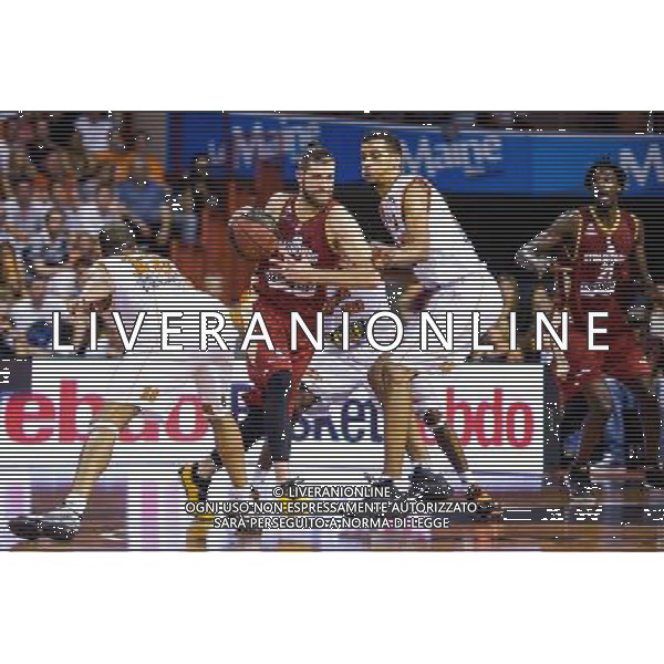 Antoine Diot / Petr Cornelie - 04.06.2015 - Le Mans / Strasbourg - 1/2Finale Pro A Photo : Andre Ferreira / Icon Sport /AGENZIA ALDO LIVERANI Sas - ITALY ONLY - EDITORIAL USE ONLY - BASKET
