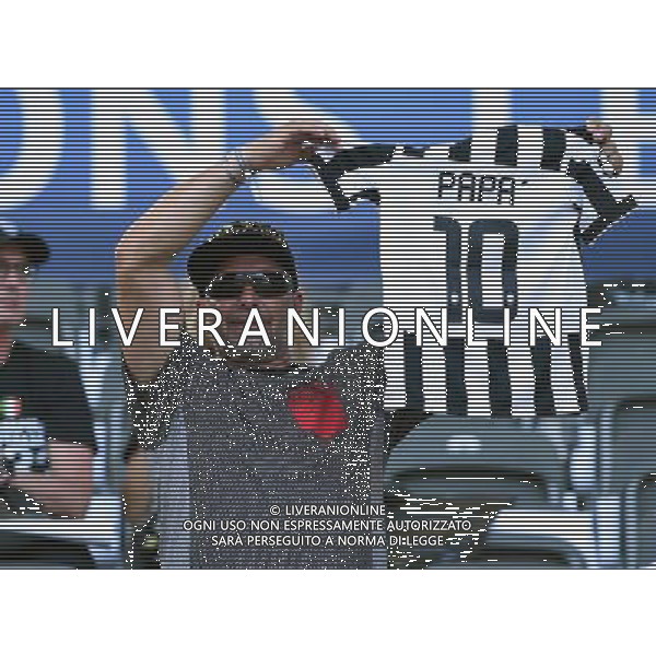 UEFA Champions League 2014/2015 Finale Berlino - 06.06.2015 Juventus-Barcellona Nella Foto:il padre di tevez /Ph.Vitez-Ag. Aldo Liverani