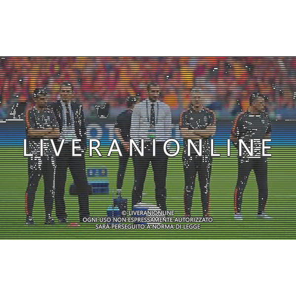 Juventus\' Giorgio Chiellini, centre, who was forced to miss the Champions League Final due to injury, watches on during the pre-match warm-up Photographer Chris Vaughan/CameraSport Football - UEFA Champions League Final - Juventus v Barcelona - Saturday 6th June 2015 - Olympiastadion - Berlin, Germany © CameraSport - 43 Linden Ave. Countesthorpe. Leicester. England. LE8 5PG - Tel: +44 (0) 116 277 4147 - admin@camerasport.com - www.camerasport.com /AGENZIA ALDO LIVERANI Sas - ITALY ONLY - EDITORIAL USE ONLY - Juventus - Barcellona UEFA Champions League 2014/2015 Finale Berlino - 06.06.2015