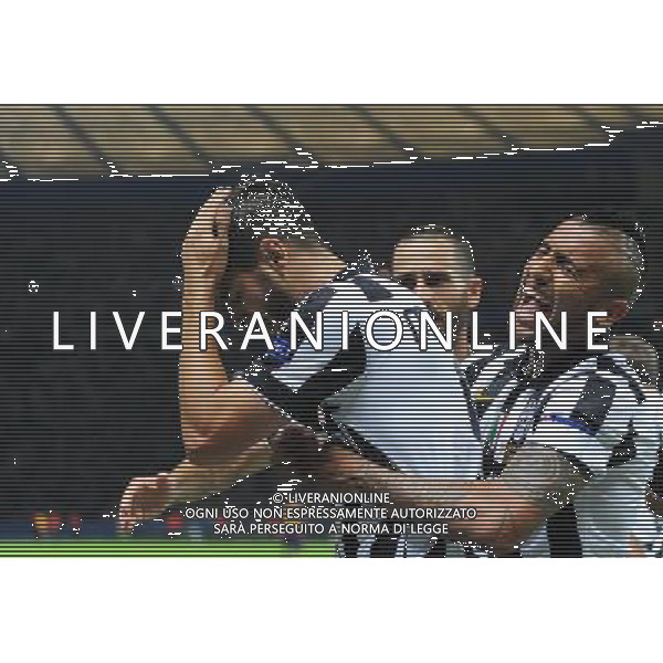 Juventus\' Alvaro Morata, left, celebrates scoring his sides equalising goal to make the score 1-1 Photographer Chris Vaughan/CameraSport Football - UEFA Champions League Final - Juventus v Barcelona - Saturday 6th June 2015 - Olympiastadion - Berlin, Germany © CameraSport - 43 Linden Ave. Countesthorpe. Leicester. England. LE8 5PG - Tel: +44 (0) 116 277 4147 - admin@camerasport.com - www.camerasport.com /AGENZIA ALDO LIVERANI Sas - ITALY ONLY - EDITORIAL USE ONLY - Juventus - Barcellona UEFA Champions League 2014/2015 Finale Berlino - 06.06.2015
