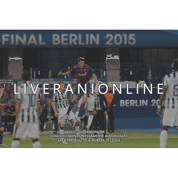 BERLIN 06.06.2015 FINALOWY MECZ LIGA MISTRZOW SEZON 2014/15: JUVENTUS TURYN - FC BARCELONA --- UEFA CHAMPIONS LEAGUE FINAL MATCH: JUVENTUS TURIN - FC BARCELONA SERGIO BUSQUETS FOT. PIOTR KUCZA/NEWSPIX.PL --- Newspix.pl /AGENZIA ALDO LIVERANI Sas - ITALY ONLY - EDITORIAL USE ONLY - Juventus - Barcellona UEFA Champions League 2014/2015 Finale Berlino - 06.06.2015 *** Local Caption *** www.newspix.pl mail us: info@newspix.pl call us: 0048 022 23 22 222 --- Polish Picture Agency by Ringier Axel Springer Poland