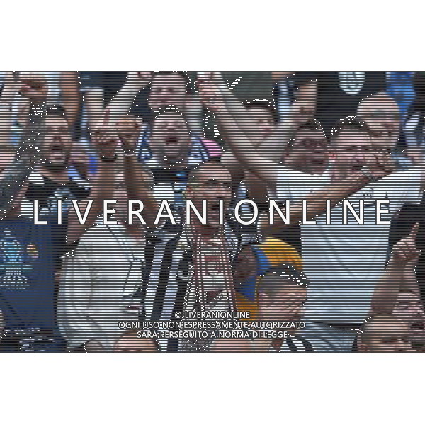 BERLIN 06.06.2015 FINALOWY MECZ LIGA MISTRZOW SEZON 2014/15: JUVENTUS TURYN - FC BARCELONA --- UEFA CHAMPIONS LEAGUE FINAL MATCH: JUVENTUS TURIN - FC BARCELONA KIBICE JUVENTUSU FOT. PIOTR KUCZA/NEWSPIX.PL --- Newspix.pl /AGENZIA ALDO LIVERANI Sas - ITALY ONLY - EDITORIAL USE ONLY - Juventus - Barcellona UEFA Champions League 2014/2015 Finale Berlino - 06.06.2015 *** Local Caption *** www.newspix.pl mail us: info@newspix.pl call us: 0048 022 23 22 222 --- Polish Picture Agency by Ringier Axel Springer Poland
