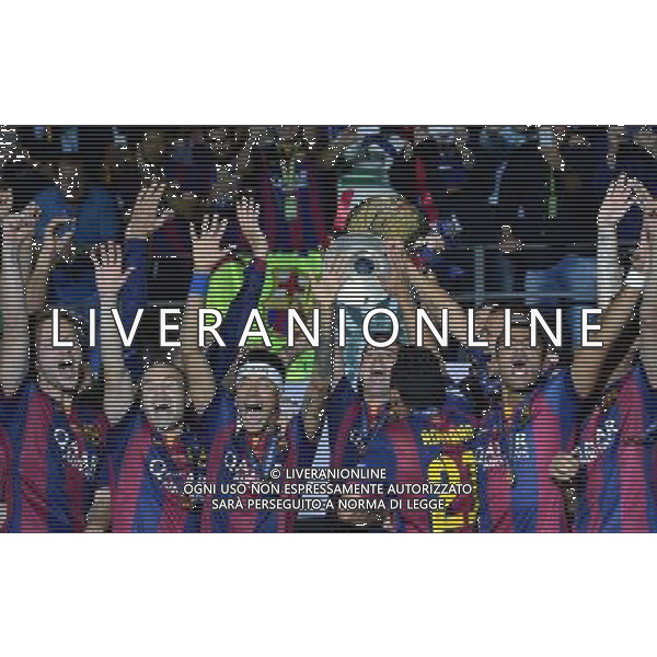 UEFA Champions League 2014/2015 Finale Berlino - 06.06.2015 Juventus-Barcellona Nella Foto: xavi alza la coppa /Ph.Vitez-Ag. Aldo Liverani