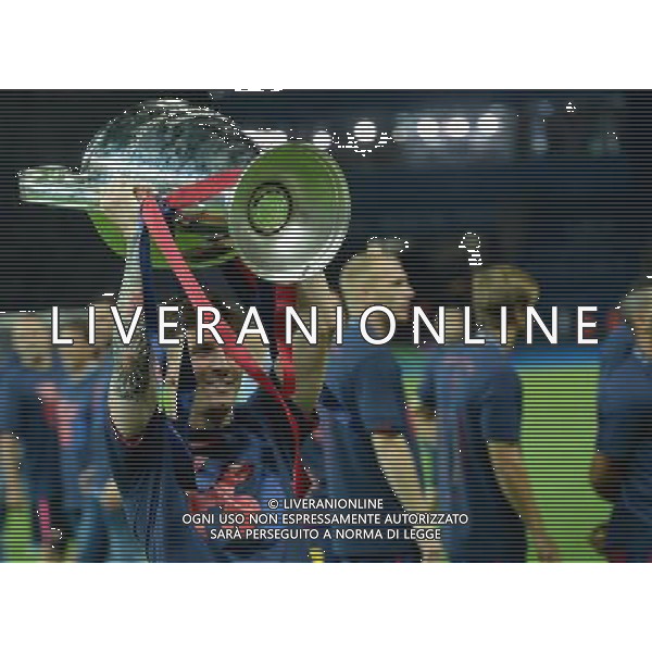 UEFA Champions League 2014/2015 Finale Berlino - 06.06.2015 Juventus-Barcellona Nella Foto: lionel messi con la coppa /Ph.Vitez-Ag. Aldo Liverani