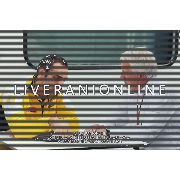 (L to R): Cyril Abiteboul (FRA) Renault Sport F1 Managing Director with Charlie Whiting (GBR) FIA Delegate. 07.06.2015. Formula 1 World Championship, Rd 7, Canadian Grand Prix, Montreal, Canada, Race Day. /AGENZIA ALDO LIVERANI Sas - ITALY ONLY - EDITORIAL USE ONLY