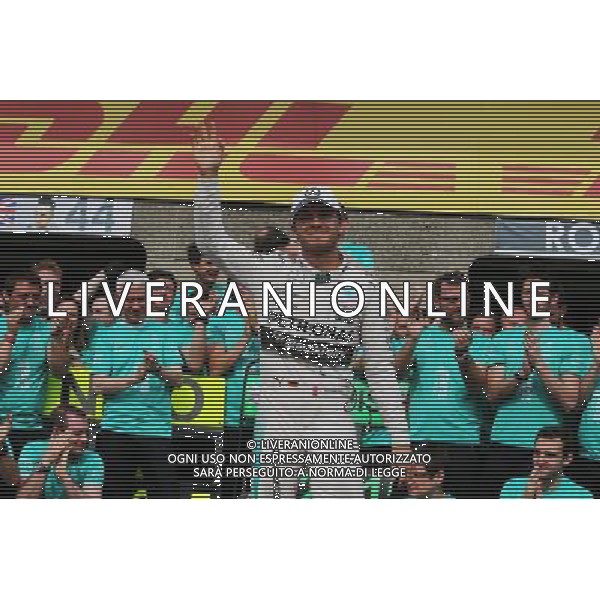 Nico Rosberg (GER) Mercedes AMG F1 celebrates with the team. 07.06.2015. Formula 1 World Championship, Rd 7, Canadian Grand Prix, Montreal, Canada, Race Day. AG ALDO LIVERANI SAS ONLY ITALY