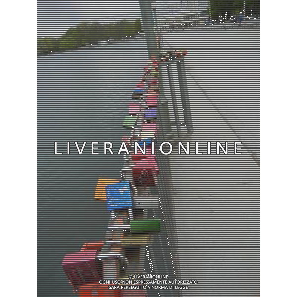 HANNOVER 2015 NELLA FOTO LUCCHETTI in riva al Maschsee AG ALDO LIVERANI SAS